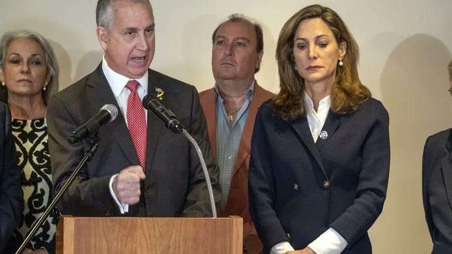 Congresistas de Florida exigen a EE. UU. revocar licencias de empresas con negocios con Cuba