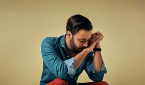 Edward Cruz le canta al desamor con ritmo de merengue en "Pa&acute; no pensarte nunca m&aacute;s"