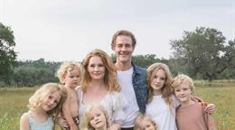 La familia de James Van Der Beek recauda un mill&oacute;n de d&oacute;lares en donaciones tras su muerte