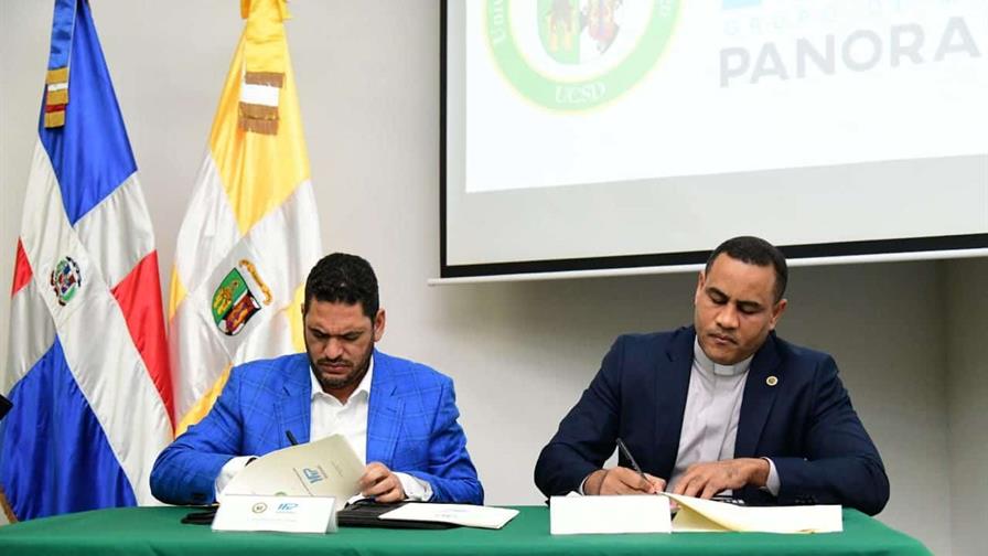 Grupo de Medios Panorama y la UCSD firman acuerdo para fortalecer la formaci&oacute;n en comunicaci&oacute;n