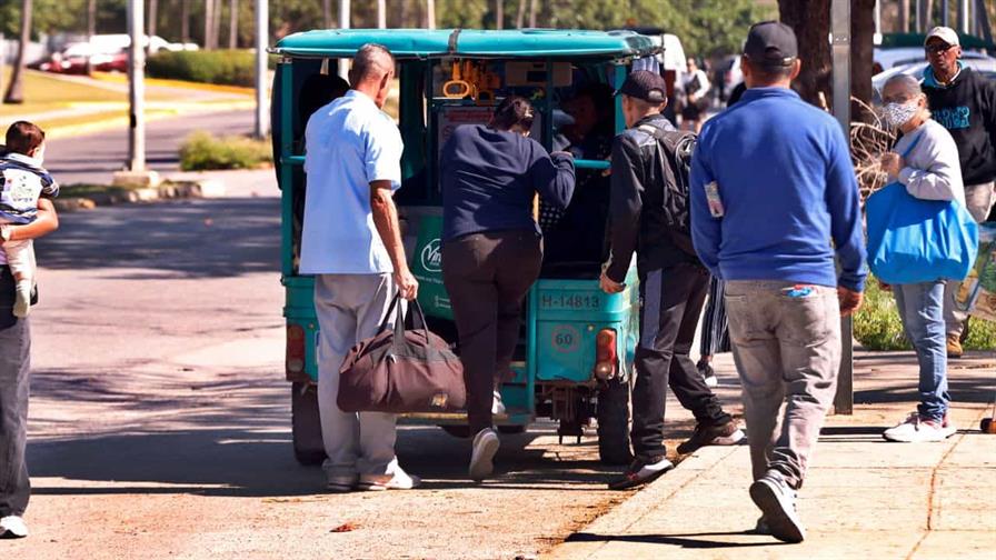 Sin petr&oacute;leo, sin vuelos y con un peso en m&iacute;nimos: Cuba cruje bajo la presi&oacute;n EE.UU.