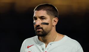 Los Filis de Filadelfia liberan a Nick Castellanos por llevar una cerveza al dugout