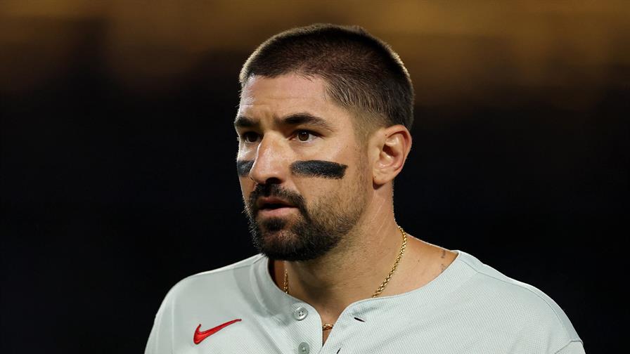 Los Filis de Filadelfia liberan a Nick Castellanos por llevar una cerveza al dugout