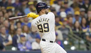 Fuentes: Gary S&aacute;nchez acuerda contrato de un a&ntilde;o con los Cerveceros