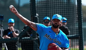 Sandy Alc&aacute;ntara agrega una nueva arma a su arsenal: el sweeper