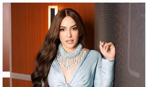 Karen Yapoort regresa como conductora de la Alfombra Roja de los Premios Soberano