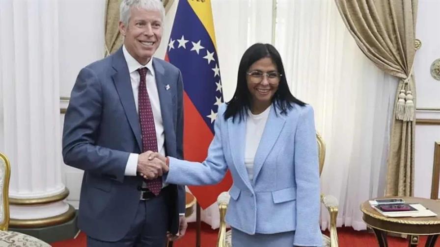 Caracas y Washington sellan acuerdo energ&eacute;tico a largo plazo en hist&oacute;rica visita de EE. UU.