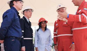 Delcy Rodr&iacute;guez aboga para que no haya ning&uacute;n obst&aacute;culo en acuerdo petrolero con EE.UU.