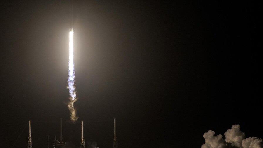 Una tripulaci&oacute;n internacional despega de Cabo Ca&ntilde;averal rumbo a la EEI