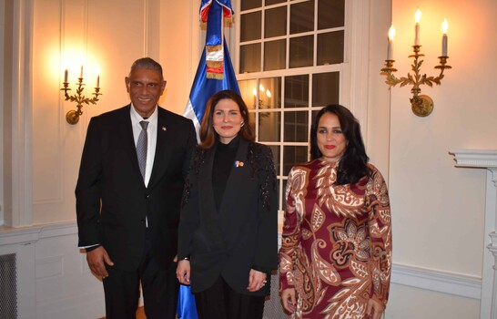 Embajada de RD en EE. UU. celebra recepci&oacute;n para dominicanos reconocidos en Dominicans On the Hill
