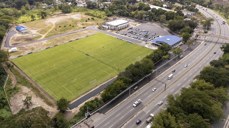 El CAR que pone al f&uacute;tbol dominicano a so&ntilde;ar con lo m&aacute;s alto