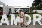 M&aacute;s de 100 parejas se casan en una boda comunitaria en Lima para celebrar semana del amor