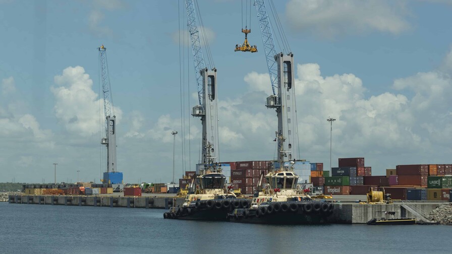 Trump dice que impondrá un arancel global del 10 % Trump dice que impondrá un arancel global del 10 %