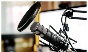 La radio celebra su d&iacute;a adapt&aacute;ndose a los retos de la era digital