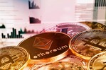 Bitcoin, transferencias espejo y remesas: así movía el dinero la red desmantelada en Santiago