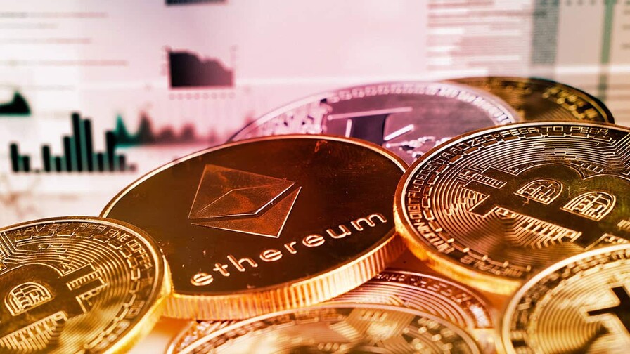 Bitcoin, transferencias espejo y remesas: as&iacute; mov&iacute;a el dinero la red desmantelada en Santiago