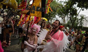 Miles ocupan las calles en el Carnaval de Brasil: gu&iacute;a para disfrutar de los blocos