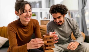 C&oacute;mo recuperar la chispa en pareja m&aacute;s all&aacute; de los juegos virales