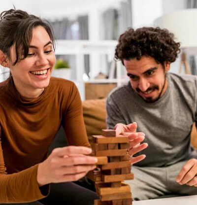 C&oacute;mo recuperar la chispa en pareja m&aacute;s all&aacute; de los juegos virales