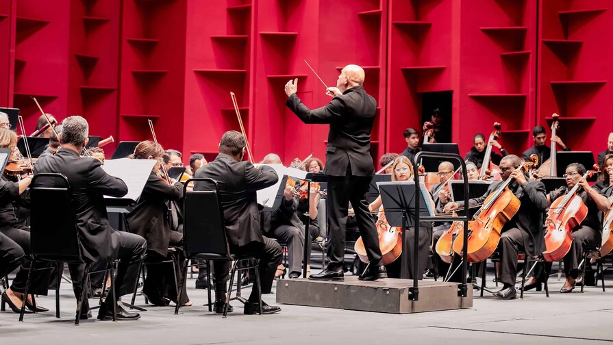 Beethoven y la solidaridad de Promapec conquistan el Teatro Nacional