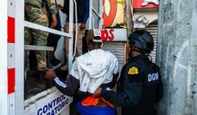 M&aacute;s de 450 haitianos detenidos en operativo tras crimen que sacudi&oacute; el sector Los Mina