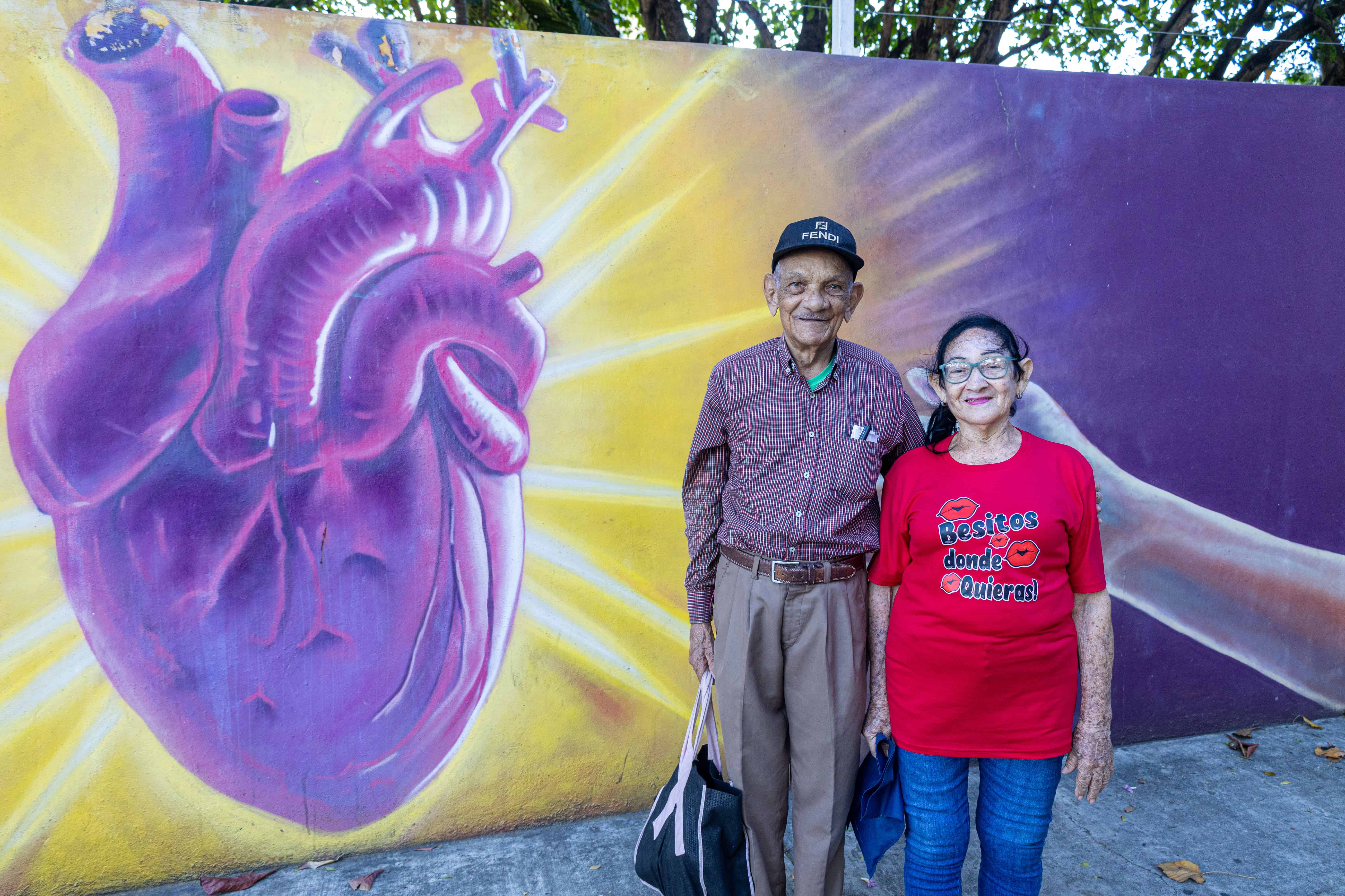 Nelson Gómez y Juana Ventura junto. 