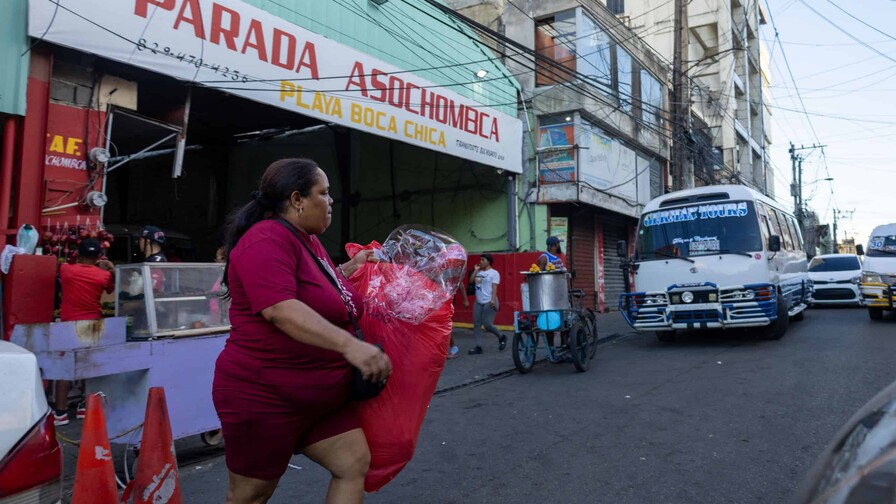 Ventas por San Valentín dinamizan el comercio en la Duarte Ventas por San Valentín dinamizan el comercio en la Duarte