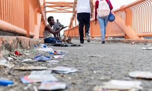 Crecimiento econ&oacute;mico sin derechos efectivos: la deuda pendiente del Estado Constitucional