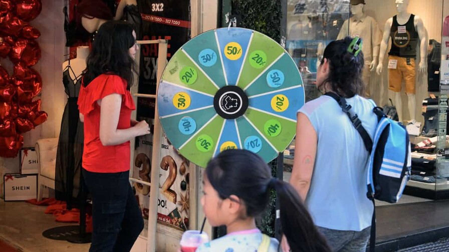 Empleo textil argentino, víctima colateral de apertura importadora de Milei Empleo textil argentino, víctima colateral de apertura importadora de Milei