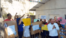 Comunitarios exigen terminaci&oacute;n del liceo paralizado desde 2024 en Santiago