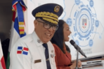 Ministra de Interior y director de la Policía reaccionan con risas al preguntar de cambios en la ins Ministra de Interior y director de la Policía reaccionan con risas al preguntar de cambios en la ins