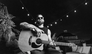 Pablo Cavallo estrena "La llama", su nuevo sencillo musical