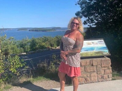 Autor del tiroteo en Rhode Island mató a su hijo y exesposa