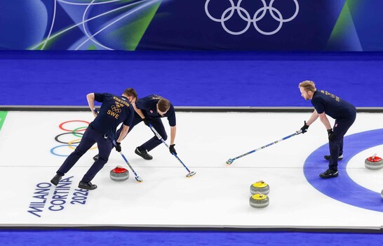 El c&oacute;digo de honor del curling salta por los aires en Mil&aacute;n-Cortina