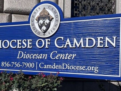 Acuerdo por abuso sexual en diócesis Camden supera 180 millones