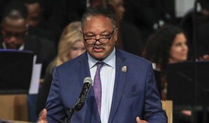 Congresista Espaillat destaca el legado de lucha y justicia del reverendo Jesse Jackson