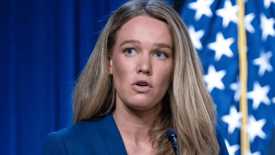 Portavoz de Seguridad Nacional, gran defensora de las redadas migratorias, deja su puesto