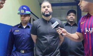 Arrestan a m&eacute;dico acusado de violar a paciente en Las Gu&aacute;ranas; ten&iacute;a tres denuncias previas
