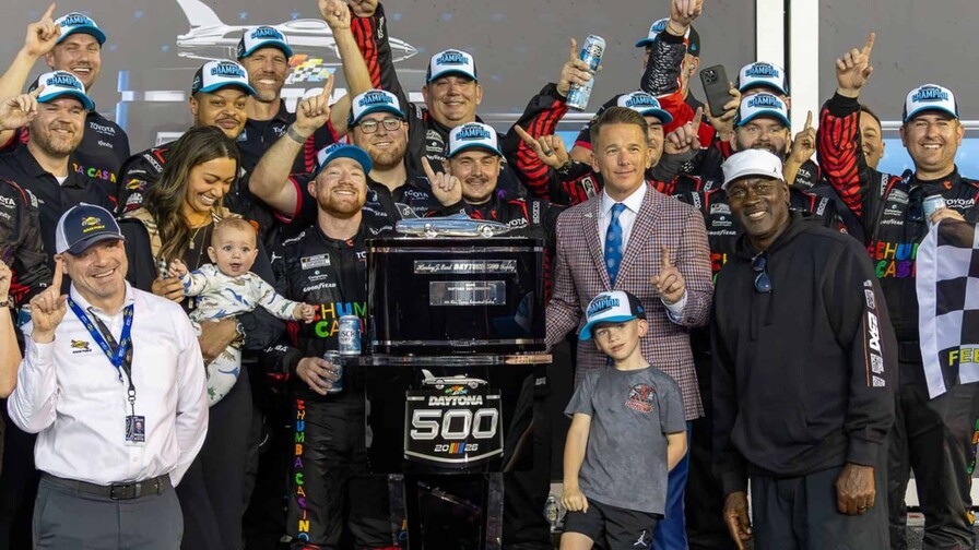 Equipo de Michael Jordan conquista Daytona: "Se siente como un anillo"