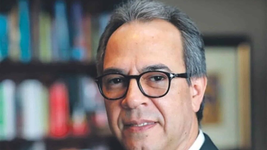 Visor Libros publica la obra po&eacute;tica de Jos&eacute; M&aacute;rmol en un nuevo volumen