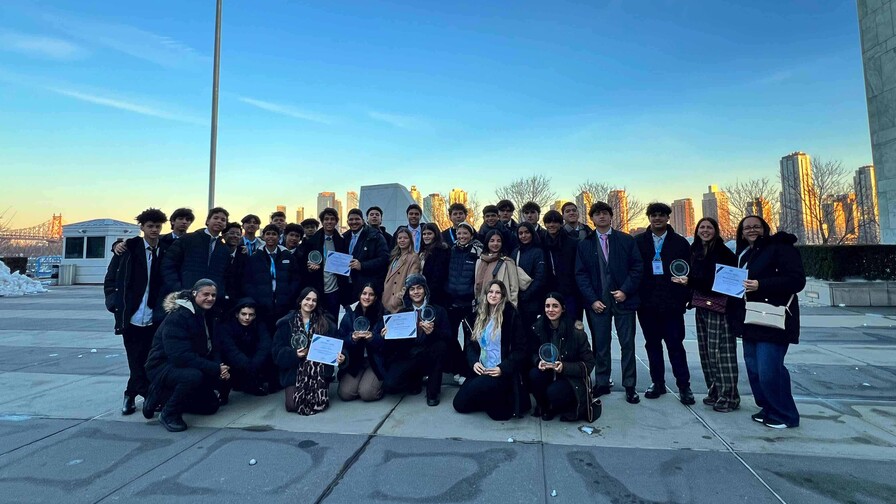 Siete estudiantes del Puntacana International School brillan en foro de la ONU
