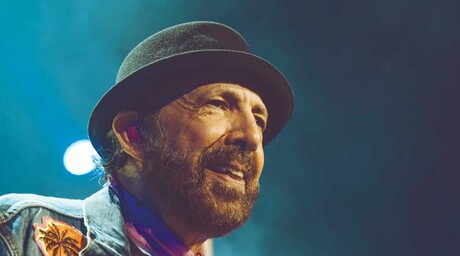 Santiago cantar&aacute; con Juan Luis Guerra 4.40