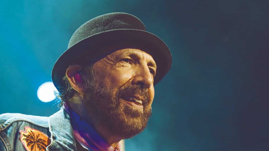 Santiago cantar&aacute; con Juan Luis Guerra 4.40