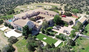 Nuevo M&eacute;xico investiga denuncia sobre presuntos cuerpos enterrados cerca del rancho de Epstein