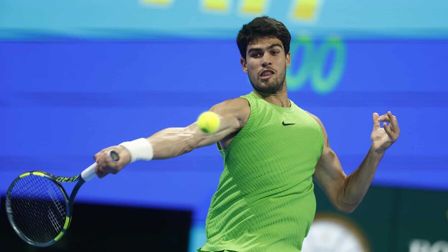 Carlos Alcaraz conquista a lo grande el ATP de Doha tras aplastar a Fils