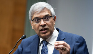 Trump designa a un tercer responsable al frente de la principal agencia de salud, dice NYT