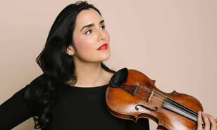 Aisha Syed inicia gira internacional con debuts en Marsella, Arabia Saudita y el Teatro Col&oacute;n