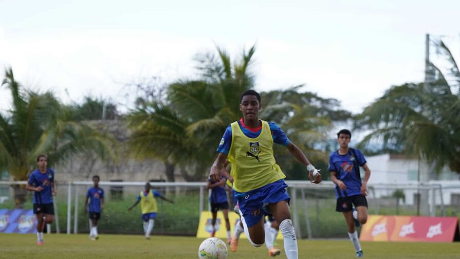 Sagrado Corazón y Continental avanzan a "La Champions" Sagrado Corazón y Continental avanzan a "La Champions"