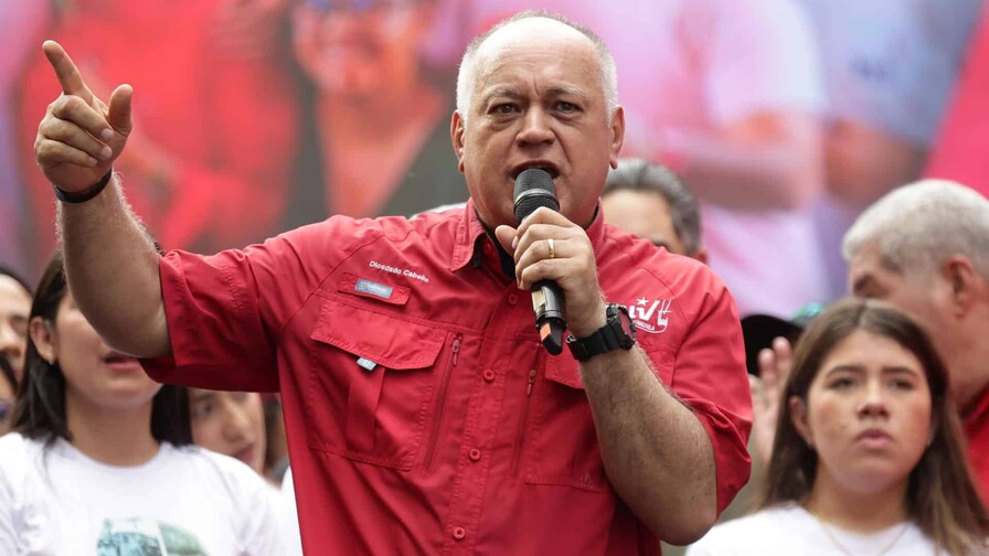 Cabello da bienvenida a opositores que llegaron a Venezuela para diálogo con el chavismo Cabello da bienvenida a opositores que llegaron a Venezuela para diálogo con el chavismo