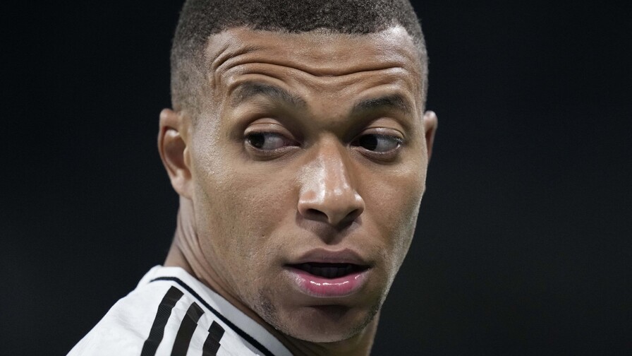 Mbappé reclama aún 2 millones al PSG, que considera que ya ha pagado lo que debía Mbappé reclama aún 2 millones al PSG, que considera que ya ha pagado lo que debía